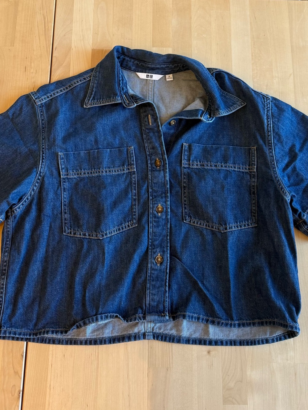 Uniqlo Indigo Blue Short-Sleeve Cropped Denim Button-Down Shirt